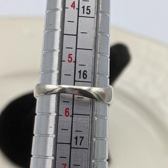 Sterling Silver 925 Fish Christian Ring Sz 5.5 - Picture 2 of 9